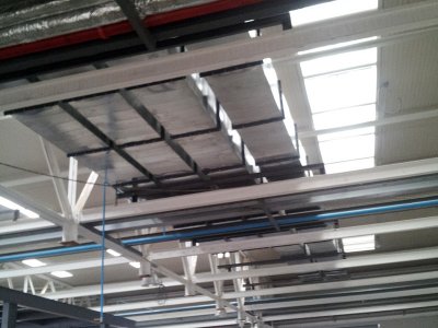 小鸭集团地下车库通风管道加工接口处